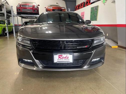 2016 Dodge Charger SXT