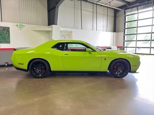 2015 Dodge Challenger SRT Hellcat