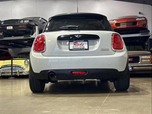 2017 MINI Hardtop Cooper