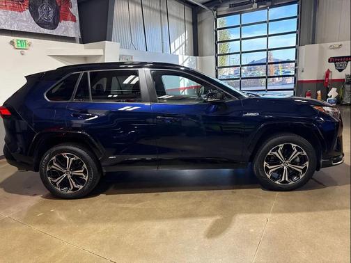 2024 Toyota RAV4 Prime XSE