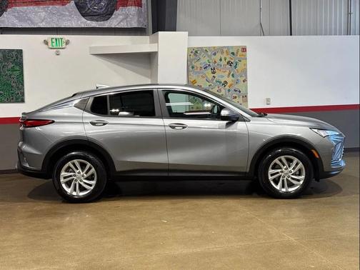 Moonstone Gray Metallic 2025 Buick Envista Preferred FWD