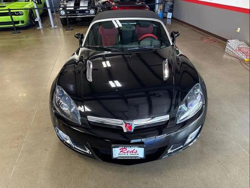 2008 Saturn Sky Red Line