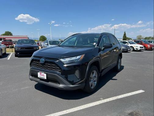 2023 Toyota RAV4 Hybrid LE