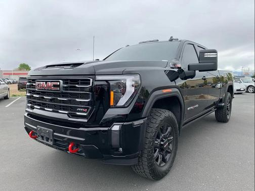 Onyx Black 2024 GMC Sierra 2500 AT4