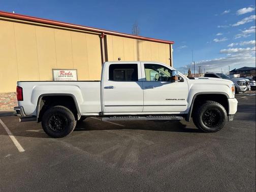 2017 GMC Sierra 3500 Denali