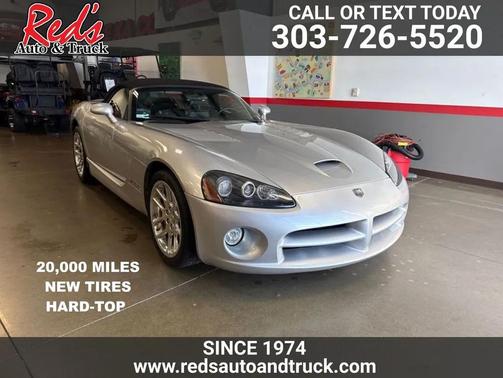 2005 Dodge Viper SRT10