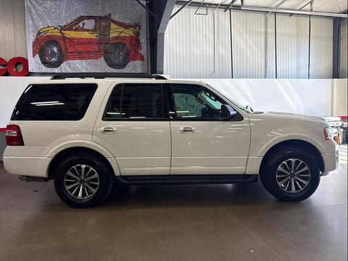 2017 Ford Expedition XLT