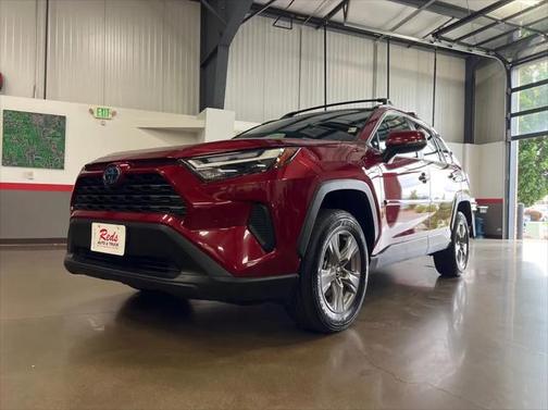 2023 Toyota RAV4 Hybrid XLE