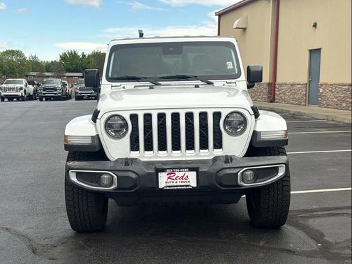 Bright White Clearcoat 2021 Jeep Gladiator Overland