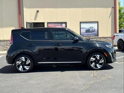 Fusion Black 2023 Kia Soul GT-Line
