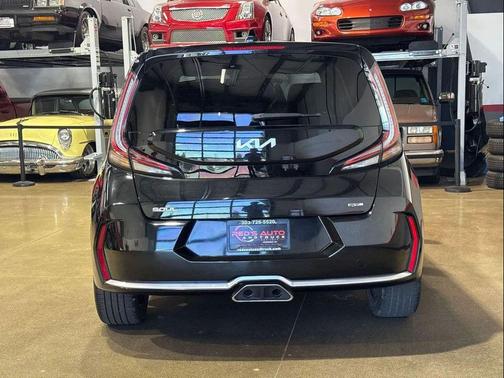 Fusion Black 2023 Kia Soul GT-Line