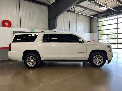 2016 Chevrolet Suburban LT