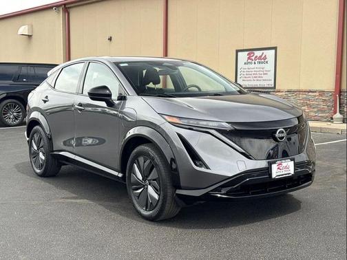 Gray Sky Pearl 2024 Nissan ARIYA ENGAGE