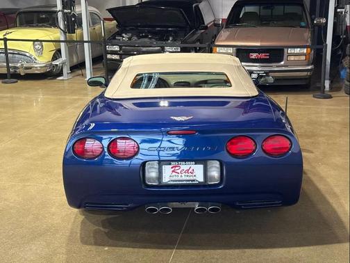 LeMans Blue Metallic 2004 Chevrolet Corvette Base