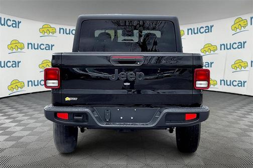 2025 Jeep Gladiator Sport