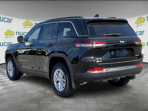 2025 Jeep Grand Cherokee Laredo X