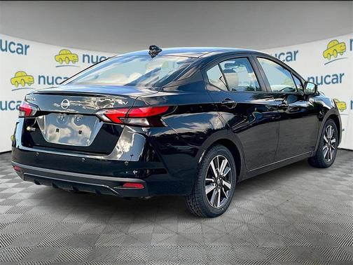 2021 Nissan Versa 1.6 SV
