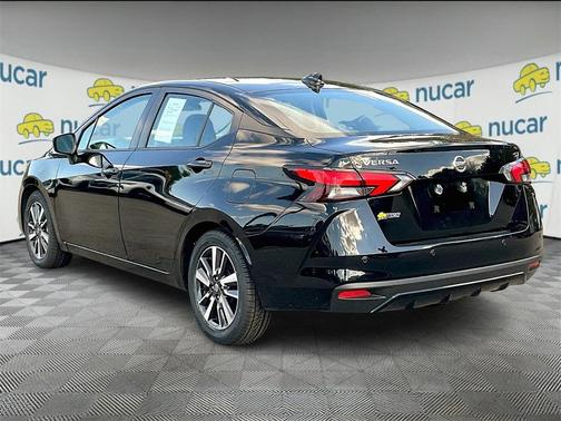 2021 Nissan Versa 1.6 SV