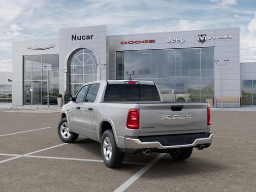 Silver 2027 RAM 1500 Big Horn/Lone Star