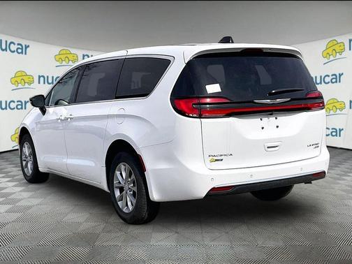 White 2026 Chrysler Pacifica Limited