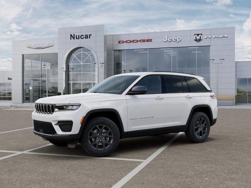 White 2027 Jeep Grand Cherokee Laredo X