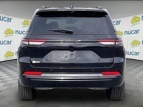 Black 2026 Jeep Grand Cherokee Limited