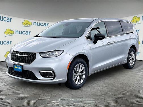 Silver 2026 Chrysler Pacifica Limited
