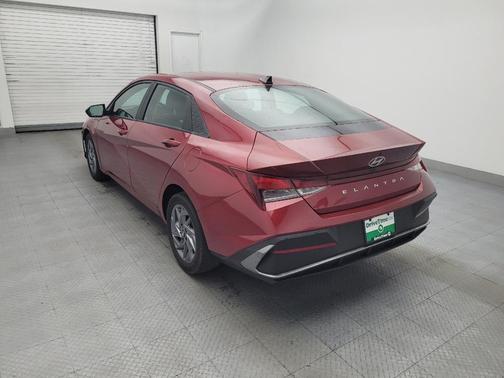 Ultimate Red 2024 Hyundai ELANTRA SEL