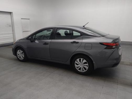 Gun Metallic 2020 Nissan Versa 1.6 S