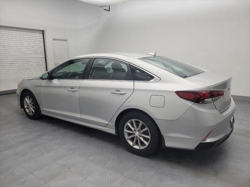 2018 Hyundai SONATA SE