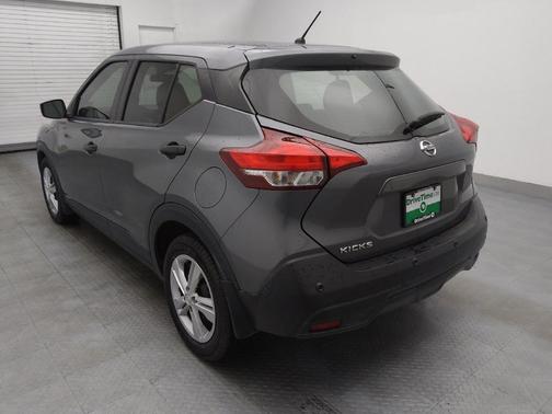 2020 Nissan Kicks S