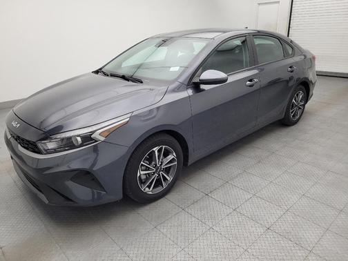 Gray 2023 Kia Forte LXS