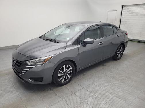 Gray 2025 Nissan Versa 1.6 SV