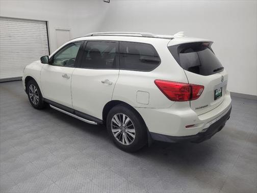 2019 Nissan Pathfinder SV