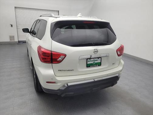 2019 Nissan Pathfinder SV