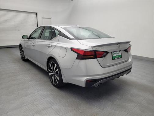 2020 Nissan Altima SR FWD