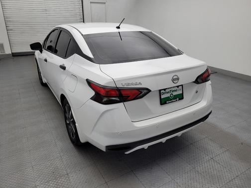 Fresh Powder 2025 Nissan Versa 1.6 S