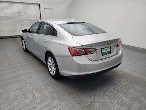 Silver Ice Metallic 2019 Chevrolet Malibu LT