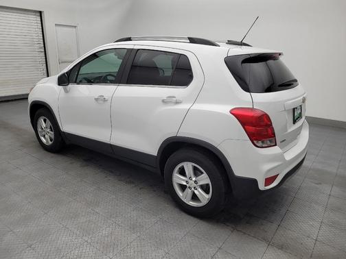 Summit White 2018 Chevrolet Trax LT