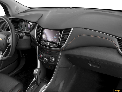 Summit White 2018 Chevrolet Trax LT