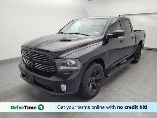 Brilliant Black Crystal Pearlcoat 2016 RAM 1500 Sport