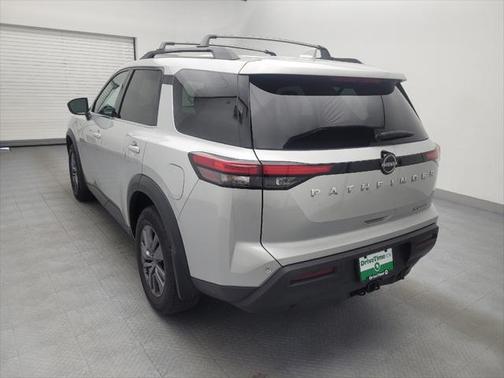 2022 Nissan Pathfinder SV 4WD