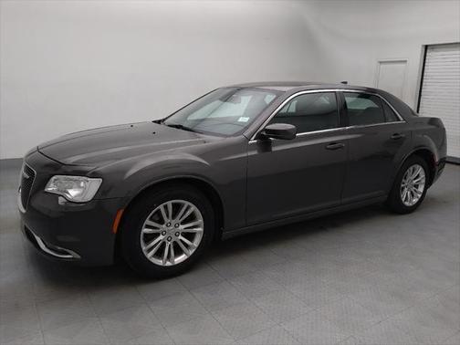 2020 Chrysler 300 Touring