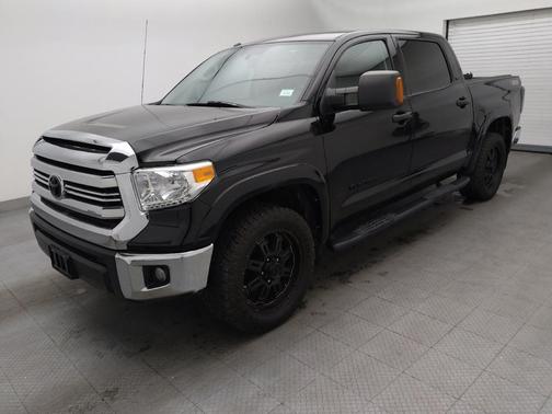 2017 Toyota Tundra SR5