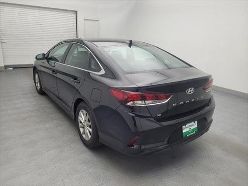 2018 Hyundai SONATA SE