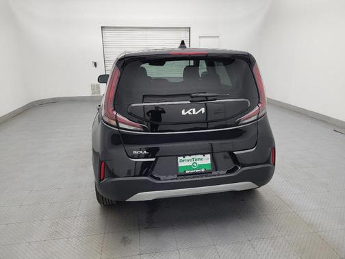 Fusion Black 2025 Kia Soul LX