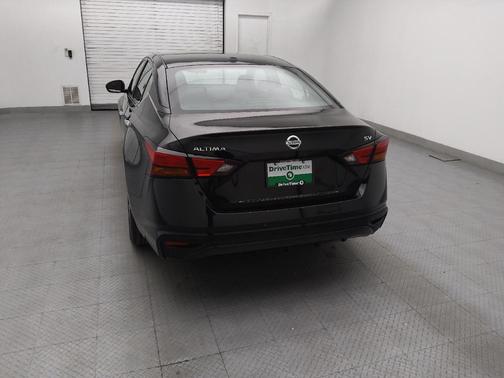 Super Black 2022 Nissan Altima 2.5 SV