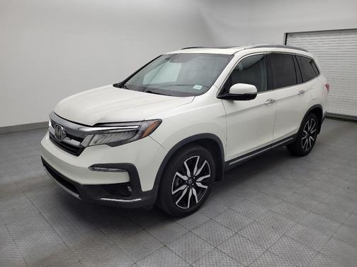White Diamond Pearl 2019 Honda Pilot Touring 8-Passenger