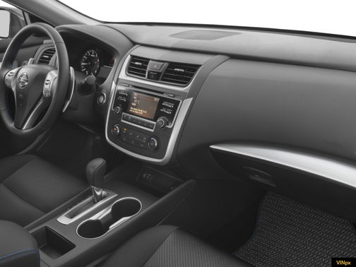 2016 Nissan Altima 2.5 SR