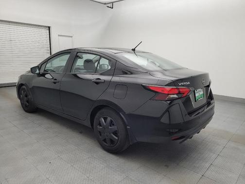 Super Black 2024 Nissan Versa 1.6 S